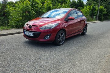 Mazda 2 1.5i / 1 Właściciel / Klimatronik / Grzane fotele