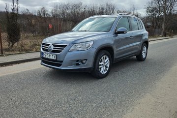 VW Tiguan 2.0 TDI / 4x4 / Panorama / Skóra / Nawi / Zadbany
