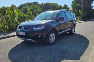 Mitsubishi Outlander 2.0tdi 4X4 / Nawigacja
