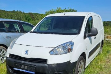 Peugeot Partner LONG 1.6 HDI  / 3 Osobowy
