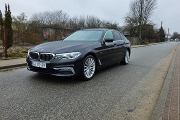 BMW 520 Luxury Line / Head Up / Skóra / Ful led