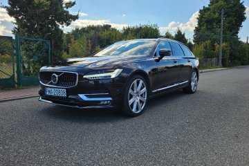 Volvo V90 2.0D 4x4 Inscription / Bowers & Wilkins / Panorama / Head Up