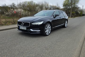 Volvo V90 2.0D 4x4 Inscription / Bowers & Wilkins / Panorama / Head Up