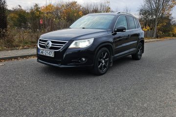 VW Tiguan 1.4 TSI 4-Motion / Xenony / Panorama dach