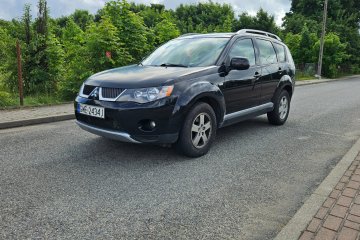 Mitsubishi Outlander 2.0tdi 4X4 / Nawigacja