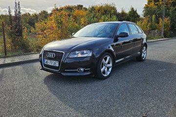 Audi A3 Sportback S-Line 1.6 TDI Sportback / Nawi / Półskóra