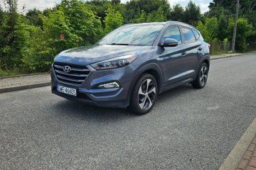 Hyundai Tucson 2.0 GDI / Automat / 4x4 / Kamera cofania / Koła 19