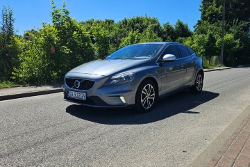 Volvo V40 2.0D R-Desgn / Xenony / Nawigacja