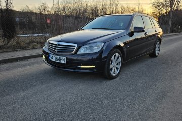 Mercedes C200 / Nawi / Xenon / Zadbany