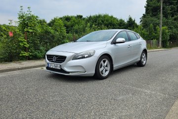 Volvo V40 2.0D 150KM D3 / Klima / Zadbany